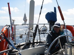 20 Ruige zee met windstuurinriching en sleeplog aan het werk