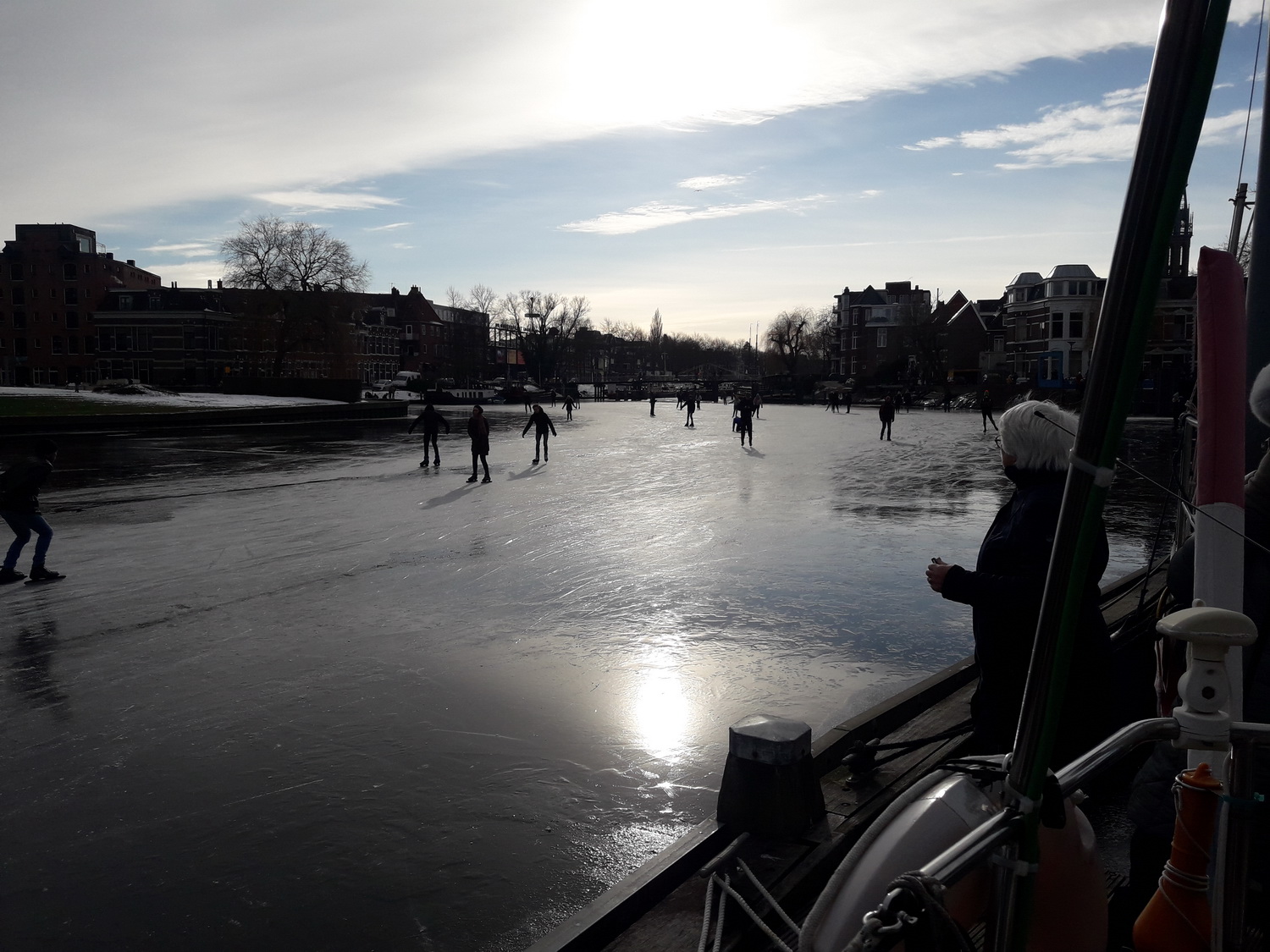 5_schaatsen_naast_de_Zeezwaluw